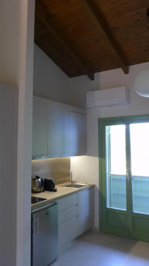 Caltabania Suites Áyios Nikítas Esterno foto
