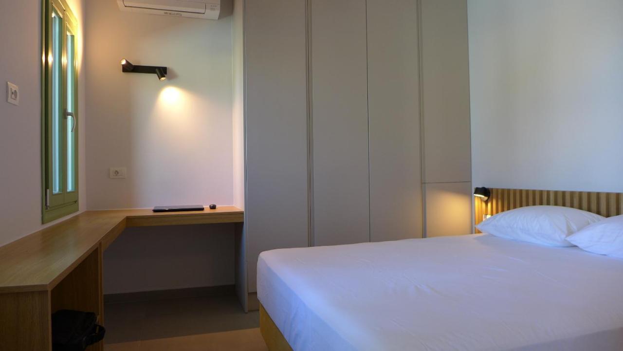 Caltabania Suites Áyios Nikítas Esterno foto