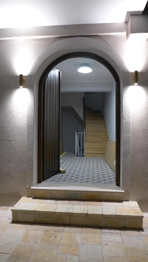 Caltabania Suites Áyios Nikítas Esterno foto